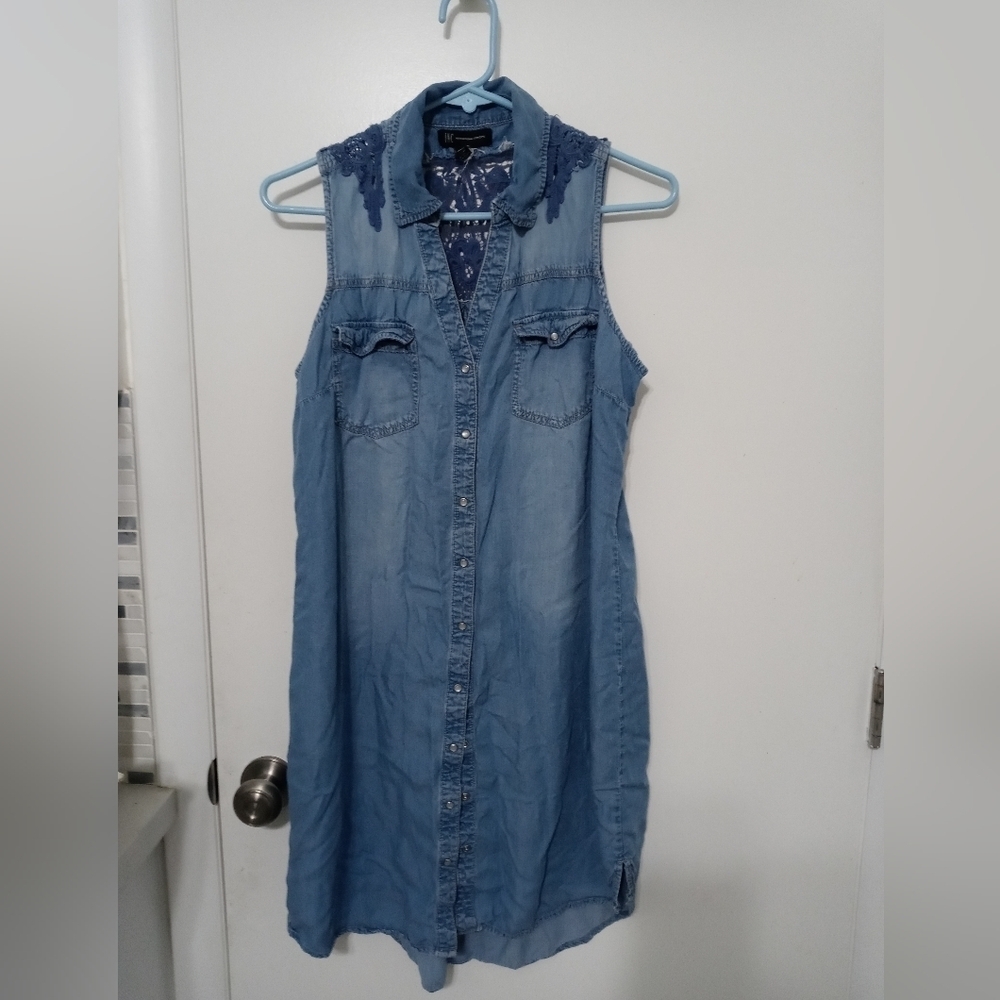 I.N.C. SLEEVELESS PEARL SNAP WESTERN RODEO STYLE DRESS EMBROIDERED FLORAL BACK